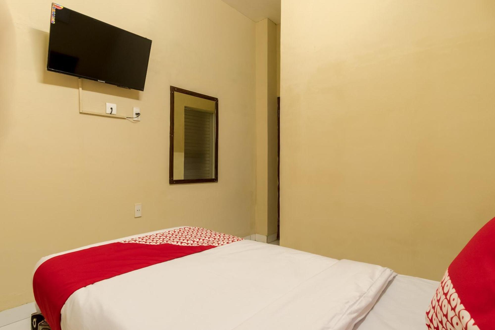 Capital O 615 Residence Puri Hotel Syariah Medan Eksteriør bilde